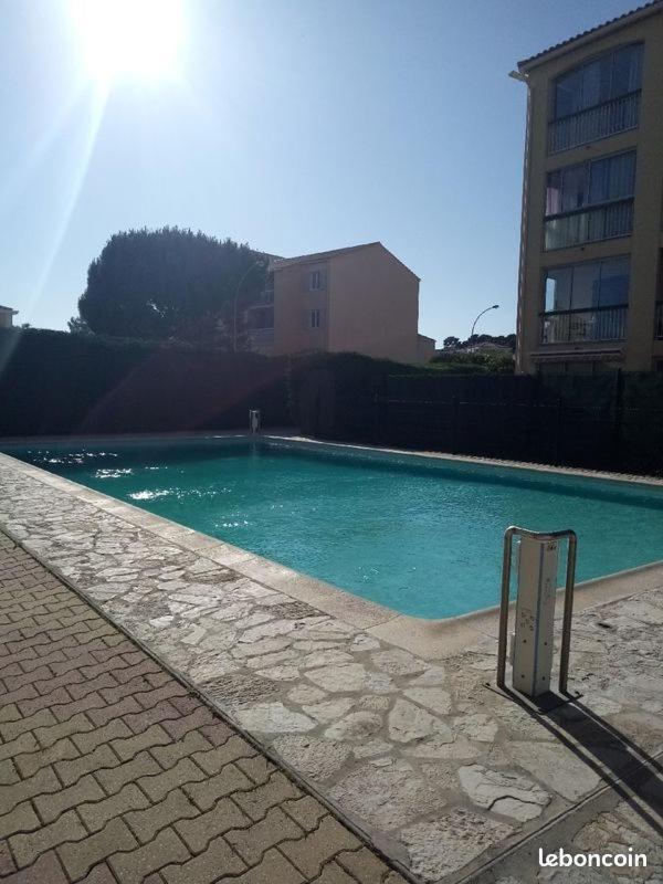 L'Appartement Du Bonheur Sanary-sur-Mer Exterior photo